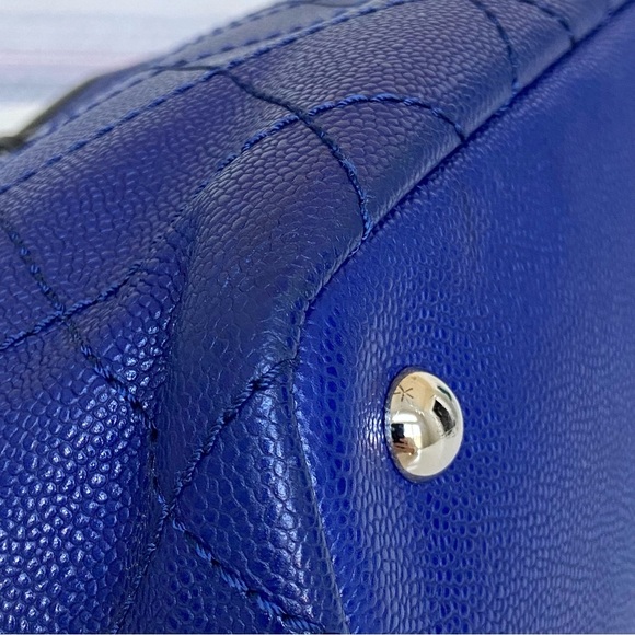 Chanel Quilted Caviar Tote Bag - Spring 2014 - Picture 9 of 12